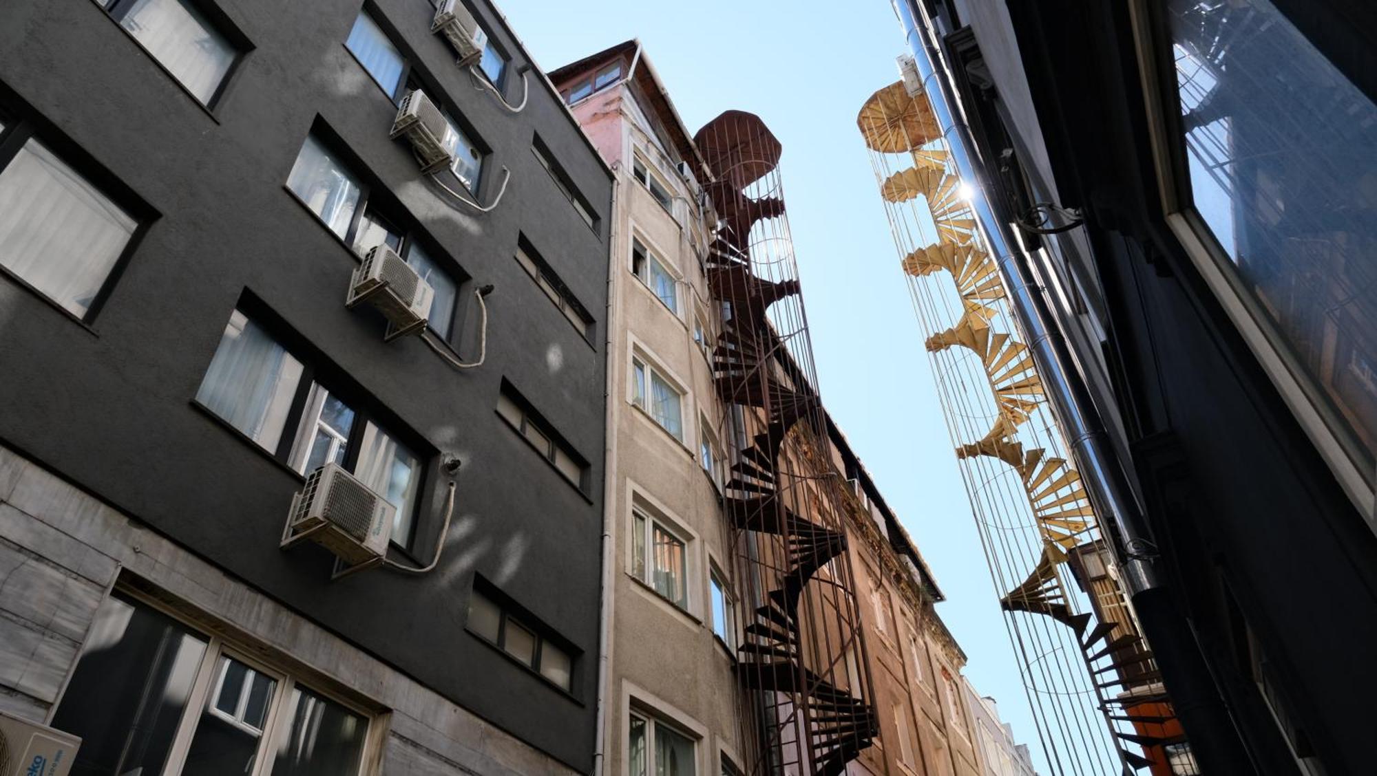 Simon Hotel — Photos 1